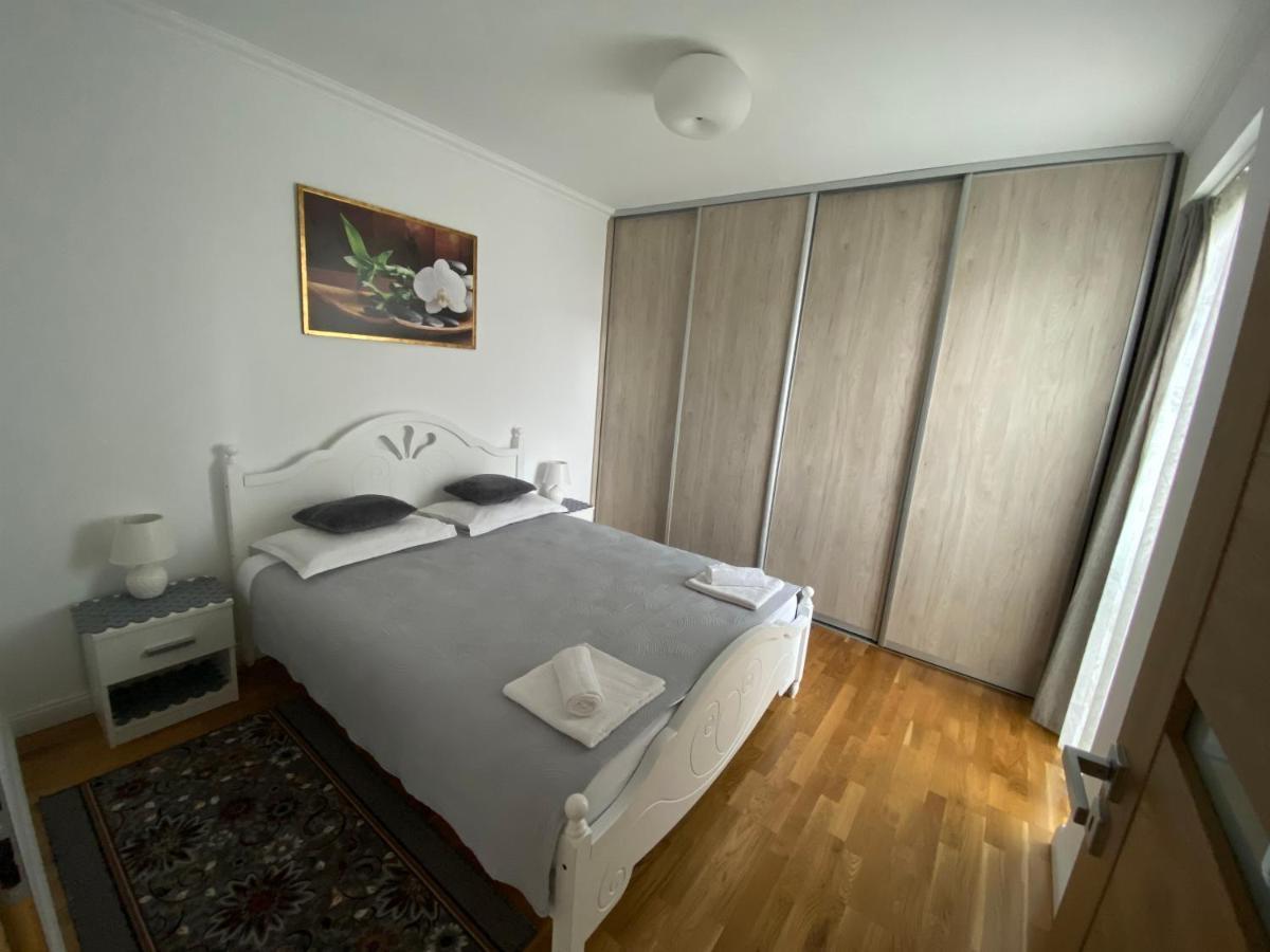קלוז'-נאפוקה Lunafan Apartment מראה חיצוני תמונה